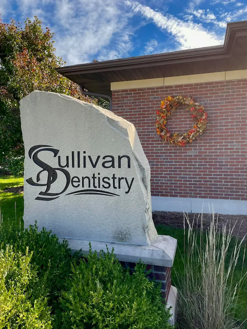Sullivan Dentistry Exterior Office Sign